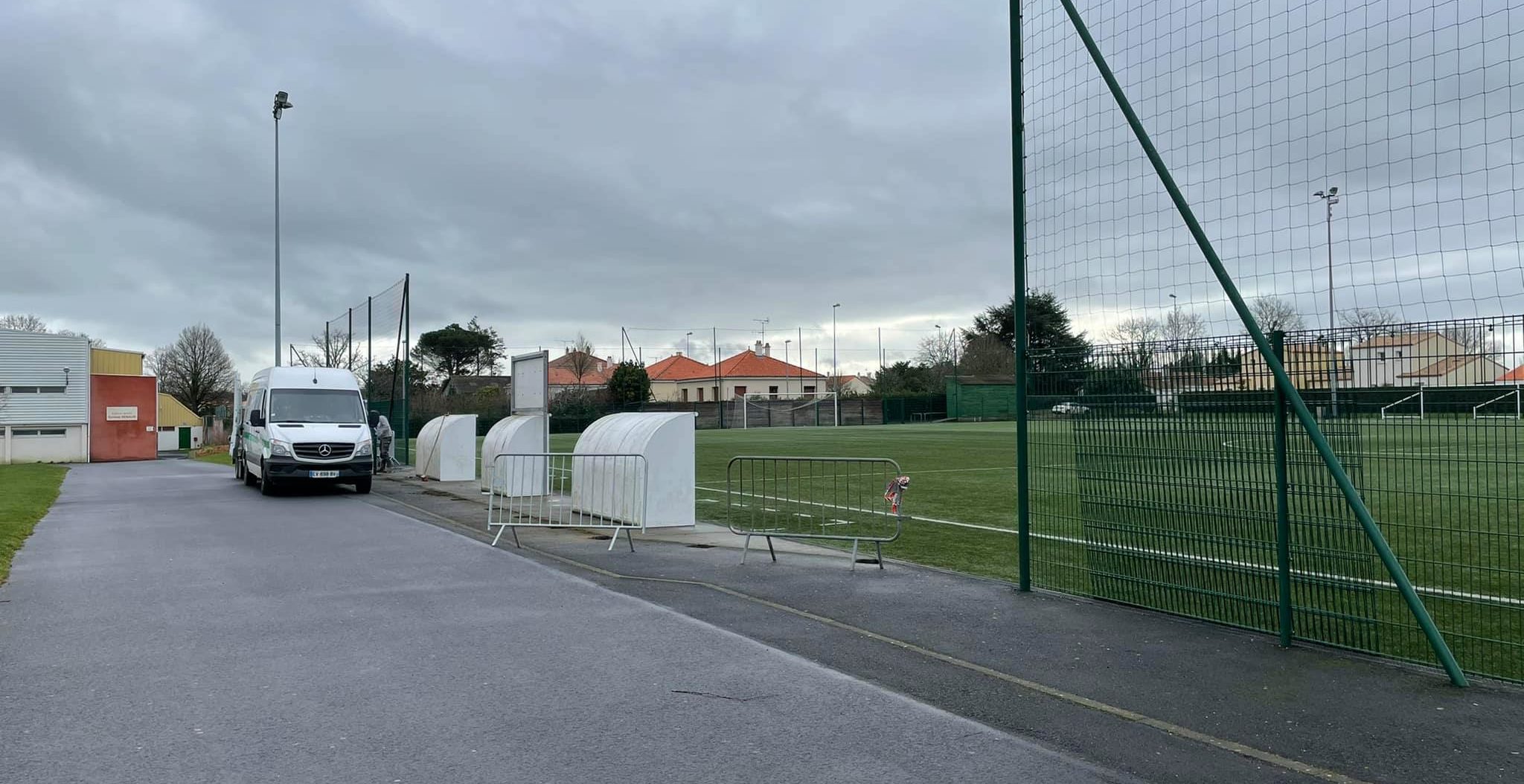 You are currently viewing Travaux au bord du synthétique